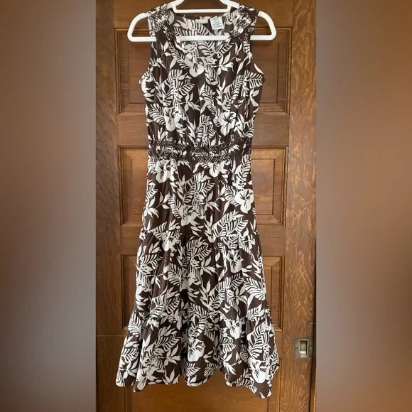 Vintage White Stag Tropical Print Vacation Dress 🤎 - Picture 2 of 5